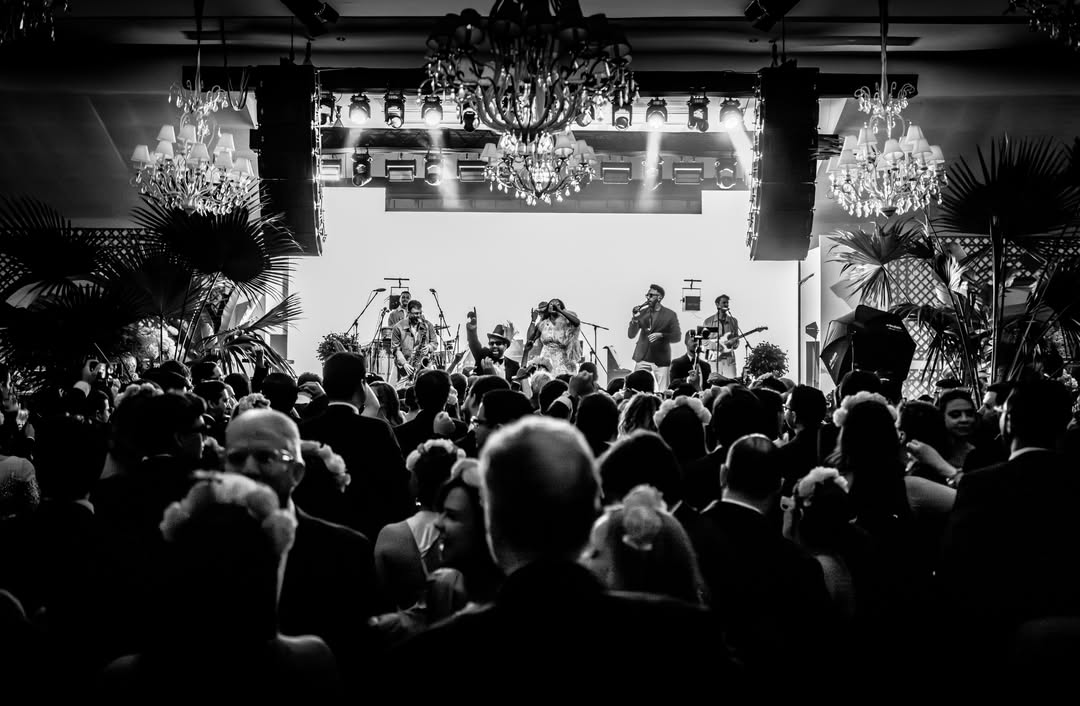Dora Live Band performing at a wedding at the Country Club Santo Domingo